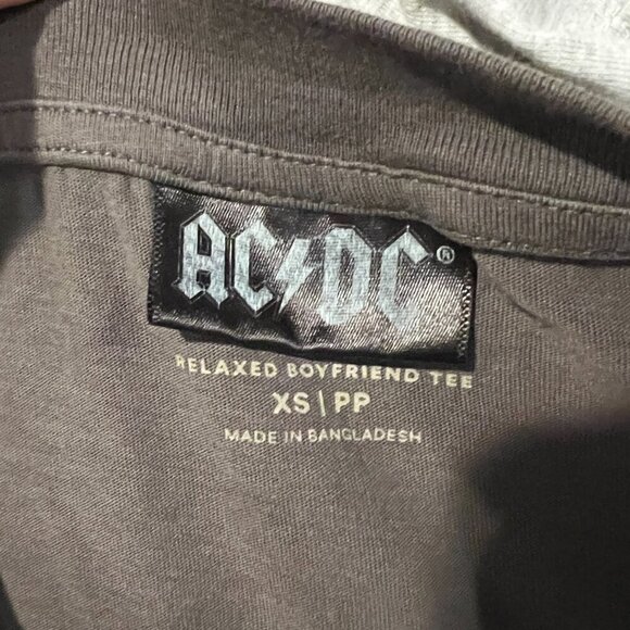 AC/DC Guns‎ N Roses T-Shirts Cotton Gray Mens Medium (2 Shirts) Classic Rock - Picture 8 of 9